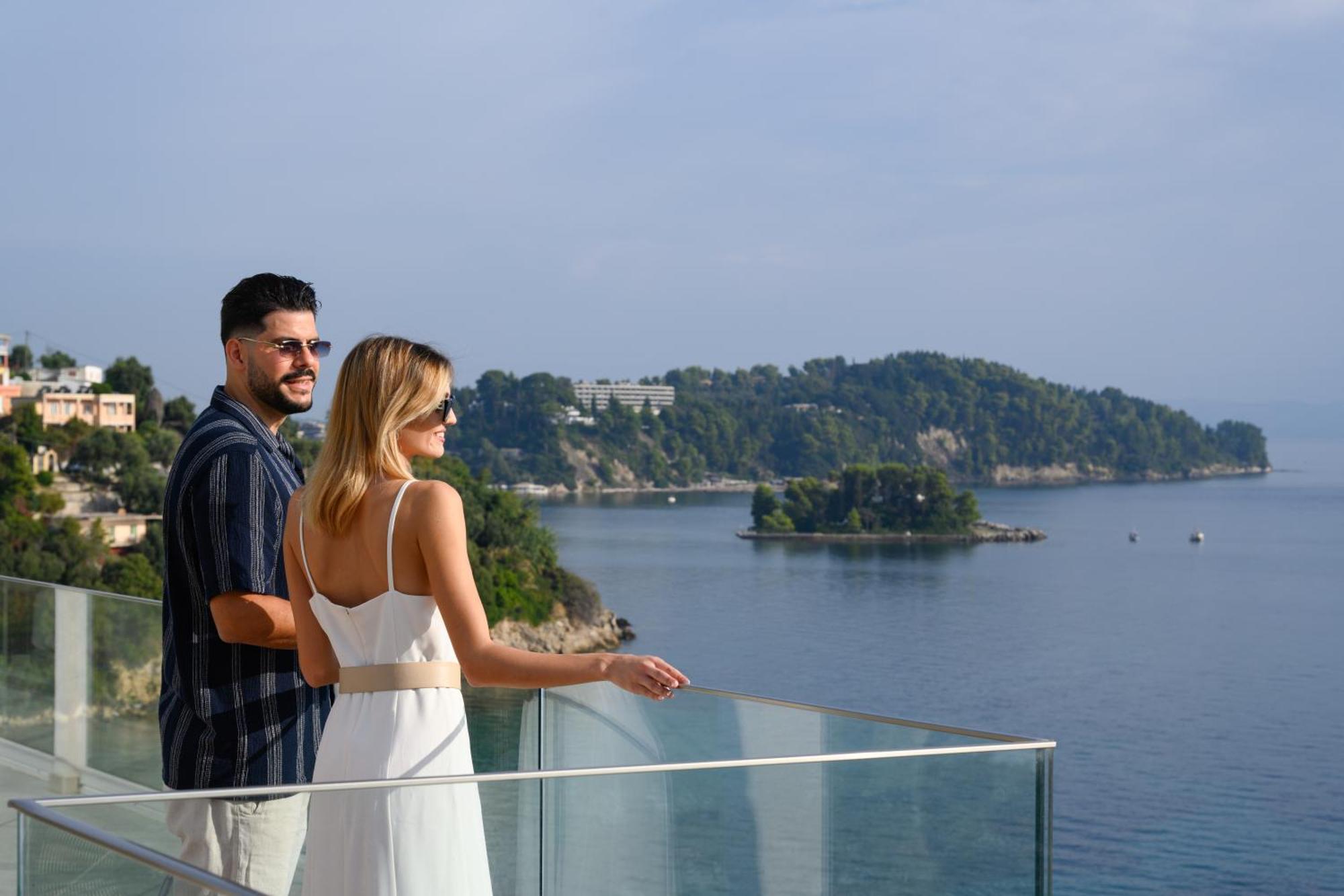 Ray Hotel Corfu Perama  Exterior photo